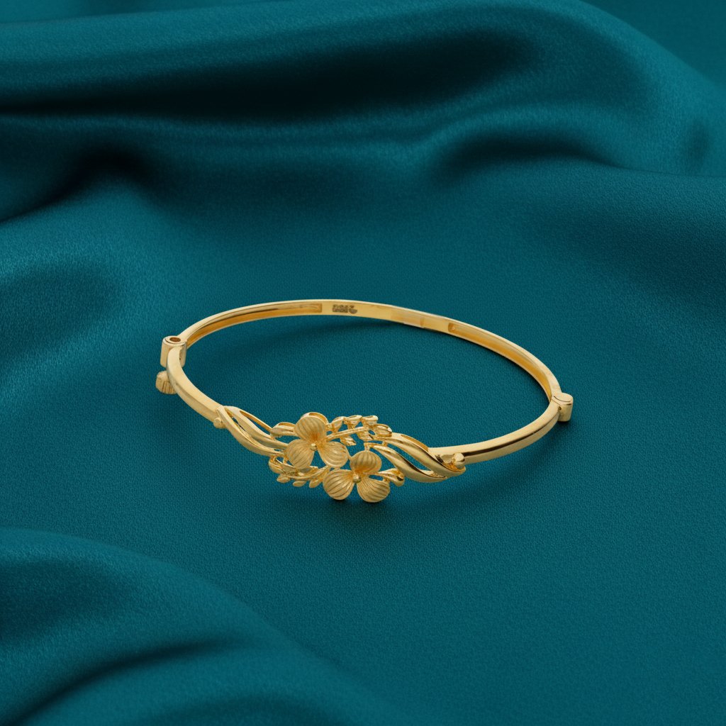 CASTING BRACELET